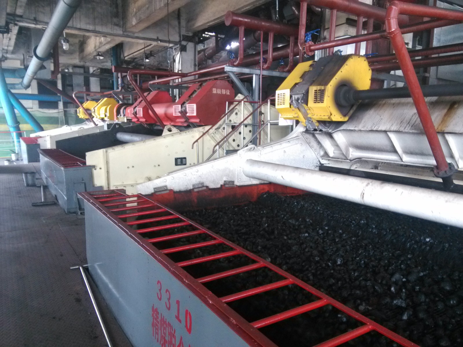 山能棗礦柴里煤礦選煤廠全力以赴做好洗煤穩(wěn)定工作